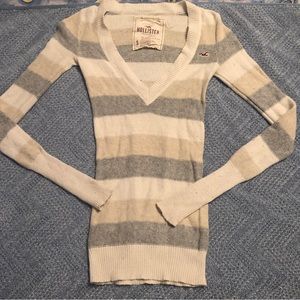 2000s Hollister striped sweater